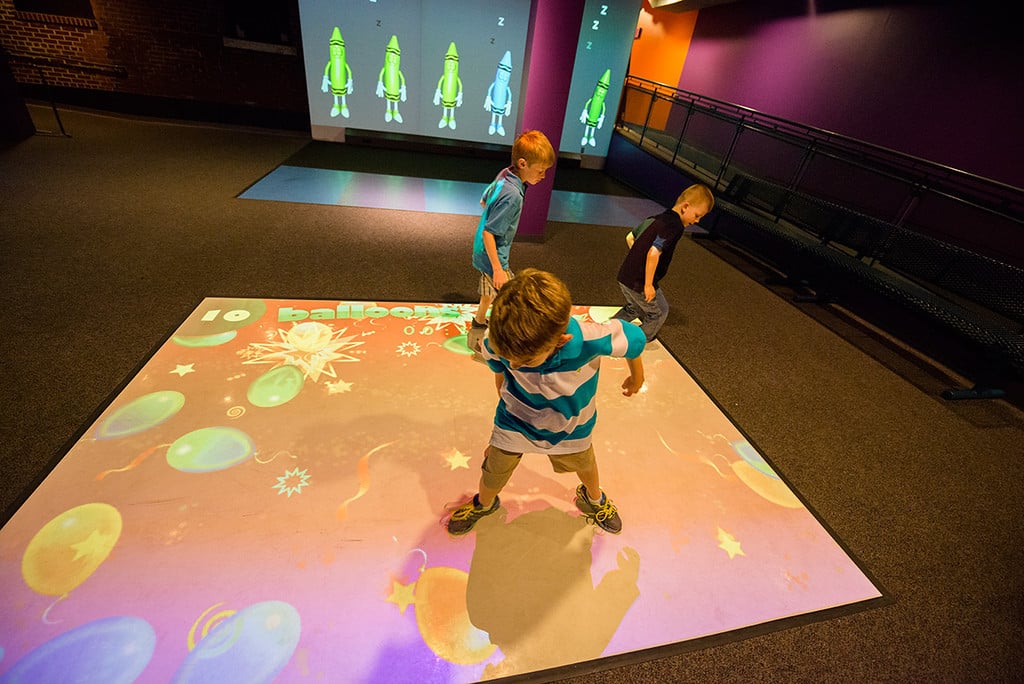 Southside ISD Use Beam Projection System for Elementary School Fitness